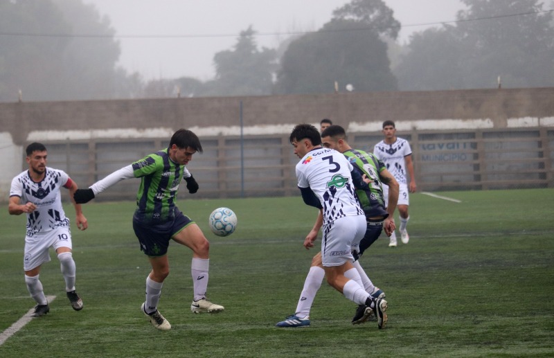 Copa Centenario: CEO y Loma Negra, los primeros semifinalistas
